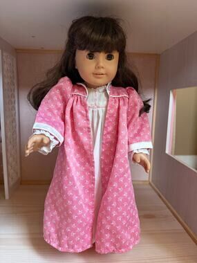 American Girl Pleasant Company Samantha doll with night gown robe slippers
